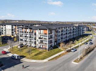 10 S Walgrove Walk SE #217, Calgary, AB T2X 4E3