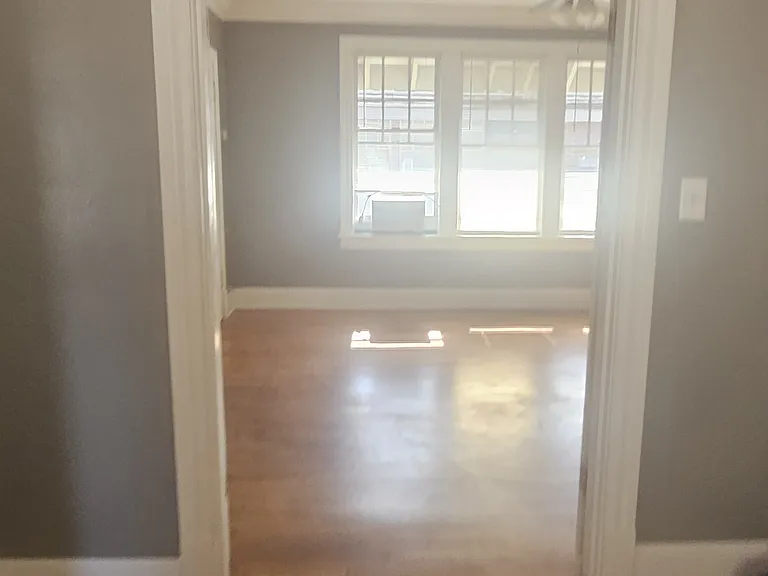 1943 Lamar Ave #16 — Photo 9