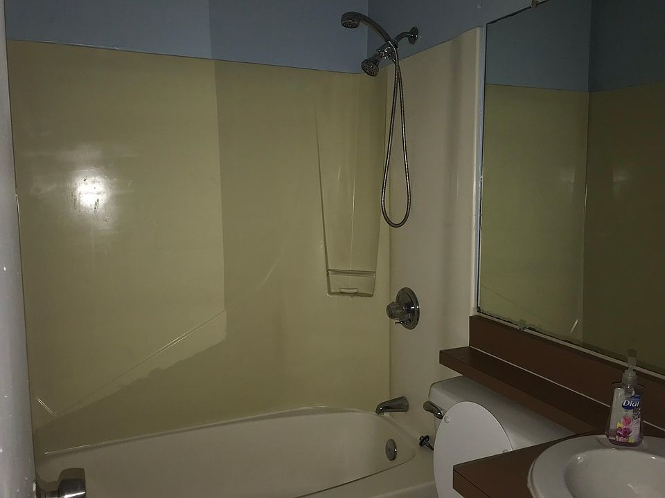 Bath room 