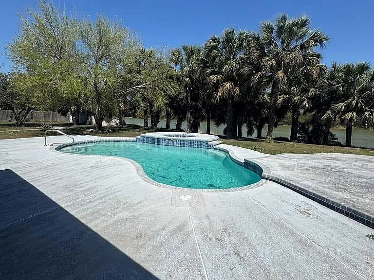 8795 FM 1732 — Photo 19