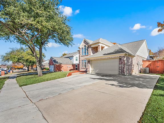 3rd image of 2716 Silver Maple Ct