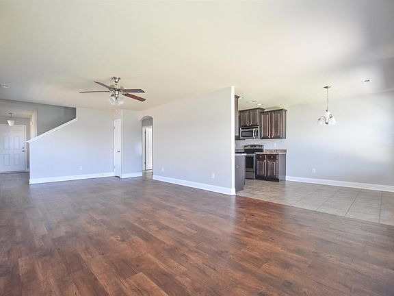 5th image of 132 Pitts Griffin Dr