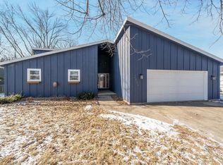 2809 S East St, Appleton, WI 54915