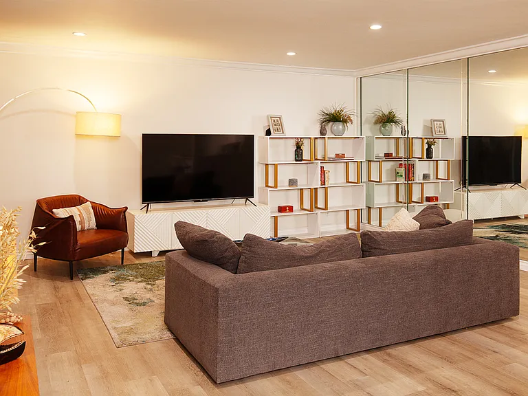 6708 Hillpark Dr #202 — Photo 8