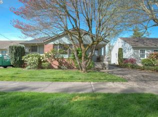 2733 SE 75th Ave, Portland, OR 97206