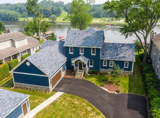 815 Spring Beach Way, Cary, IL 60013