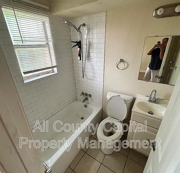 1204 Bundrant Dr #A — Photo 4