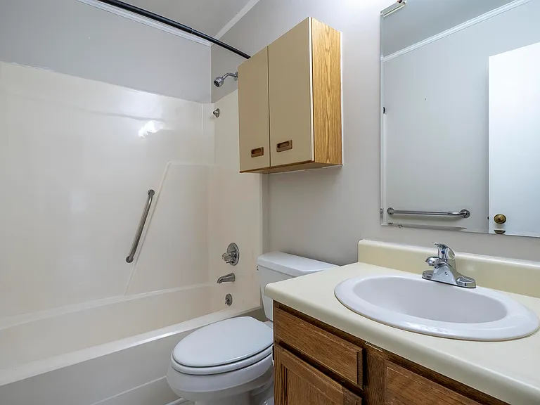 4 Baytree Ct #A — Photo 4