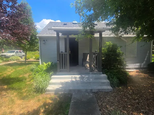 1301 Ogden St, Omaha, NE 68110