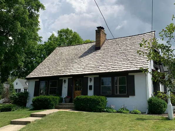 426 E Prairie Ave, Wheaton, IL 60187