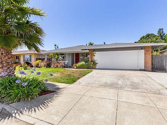 3rd image of 6295 Escallonia Dr