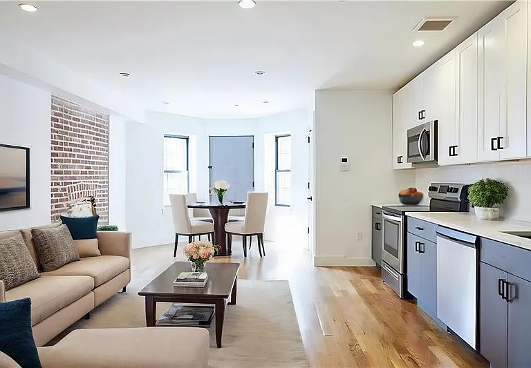 1270 Hancock St #1 — Photo 1