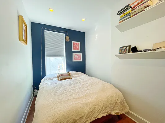 Rented by Pear NYC LLC | media 13