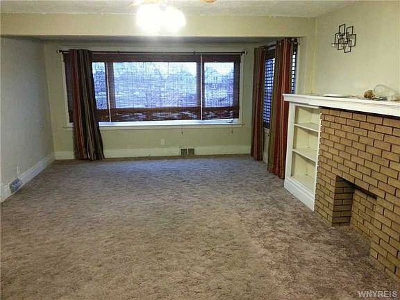 3rd image of 251 Kinsey Ave