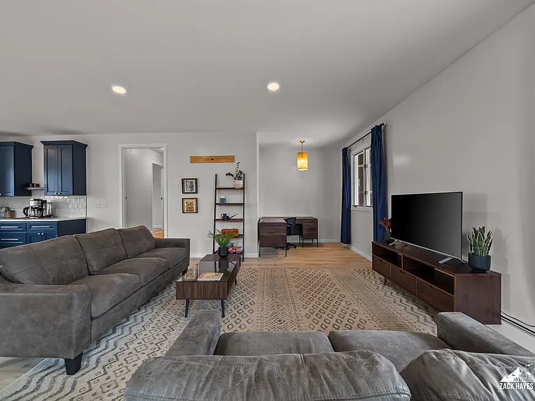 2101 Solstice Cir — Photo 12