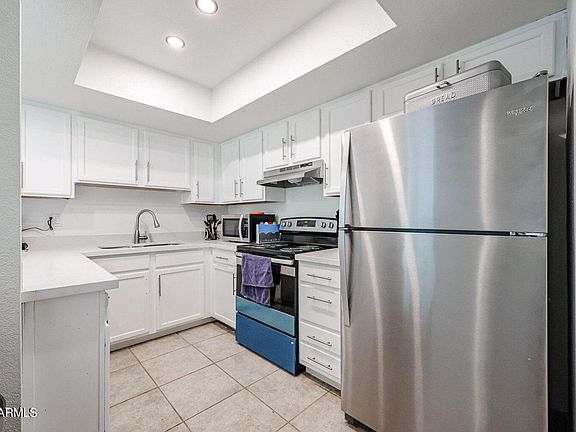 5th image of 1342 W EMERALD Avenue #257