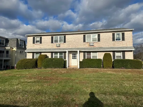 449 N 2nd St APT D, Souderton, PA 18964