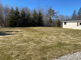 3062 S Riverside Dr, Sault Sainte Marie, MI 49783