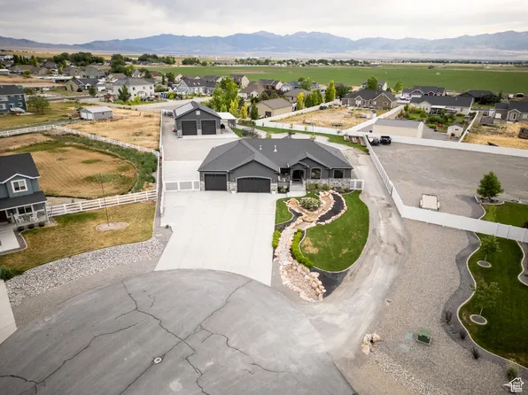 4311 N Diamond Ln, Erda, UT 84074