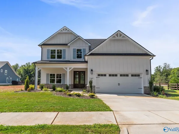 102 Marlbrook Dr, Harvest, AL 35749