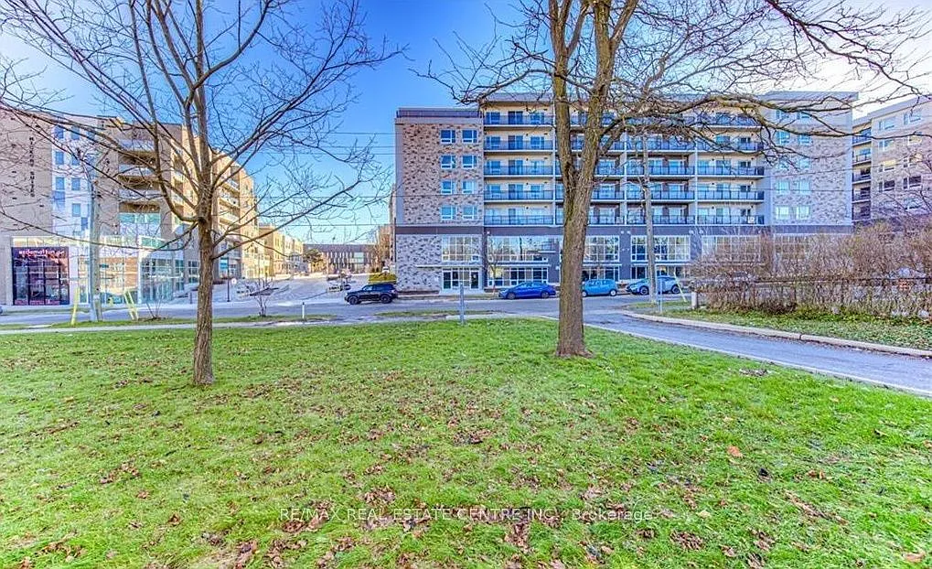 Building Photo - 275 Larch St #301B