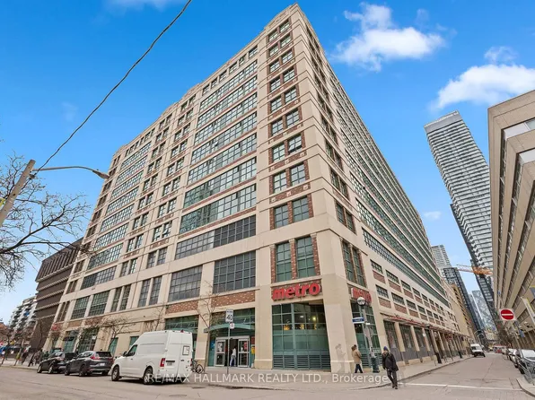 135 Dalhousie St #404, Toronto, ON M5B 2S1