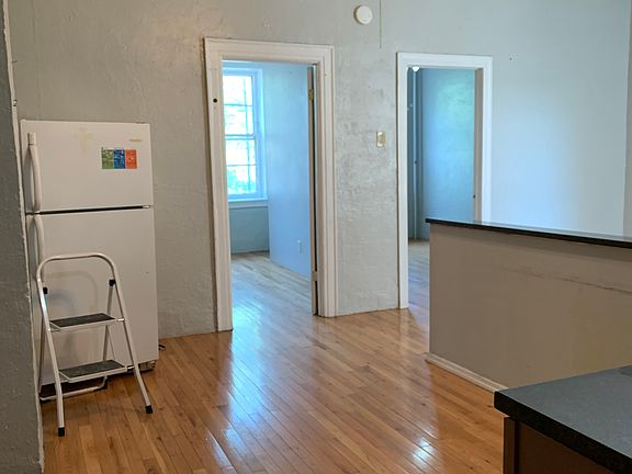 4th image of 6507 14th Ave #2F