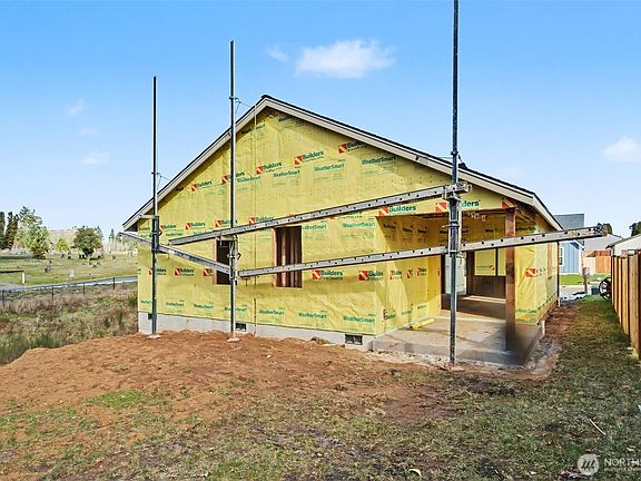 3rd image of 2103 Hawks View Lane