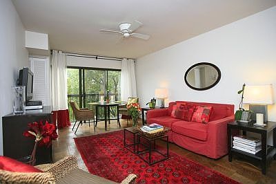 Gorgeous Living/Dining Room w/tree views