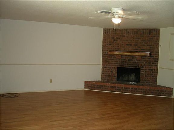 2nd image of 16514 Quail Park Dr