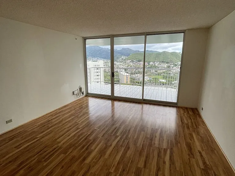 1212 Nuuanu Ave #3310 — Photo 2