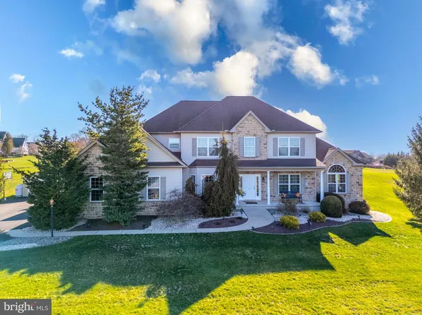 145 Fox Rdg, Nazareth, PA 18064