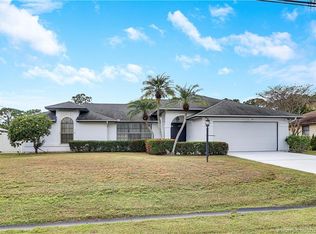 366 SW Eyerly Ave, Port Saint Lucie, FL 34983