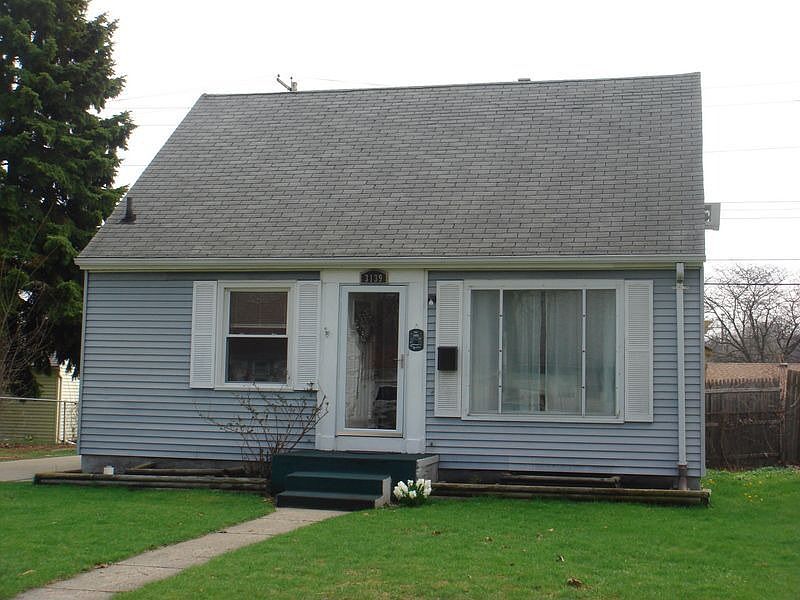 1st image of 3139 Plymouth Dr