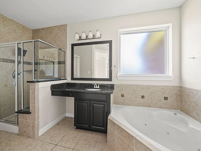 2203 Rocky Shores Ln — Photo 19