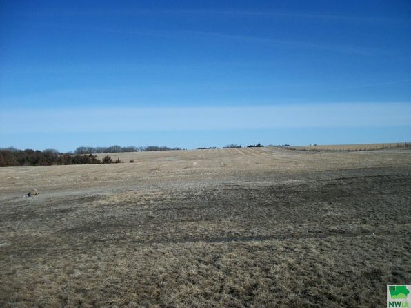 2025 480th St, Cherokee, IA 51012