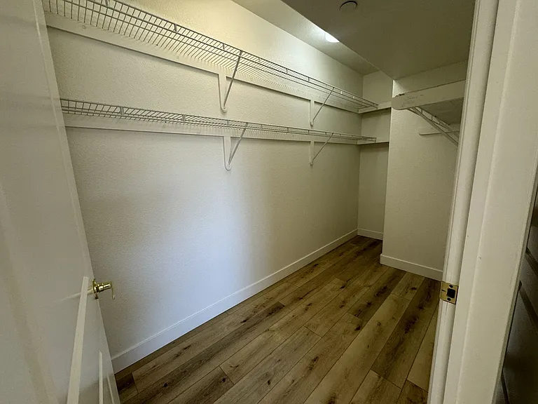 4077 Inglewood Blvd — Photo 14