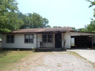 1115 W Tahlequah Ave, Sulphur, OK 73086