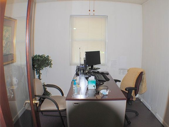 4th image of 501 Burton Ave