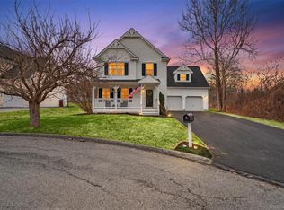 5 Sheldon Glen, Poughquag, NY 12570