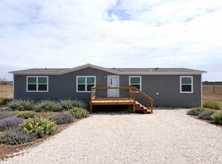 6945 Seawillow Rd, Lockhart, TX 78644