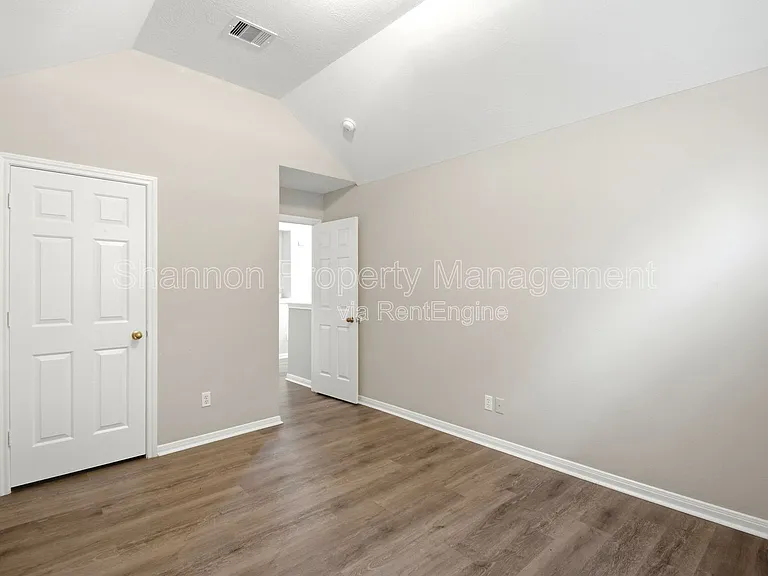 3924 Highland Vale Ct — Photo 21