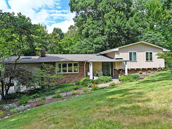 5th image of 6024 Crittenden Dr