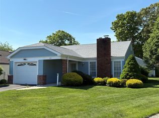 491 Stratford Lane, Ridge, NY 11961