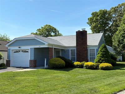 491 Stratford Lane, Ridge, NY, 11961