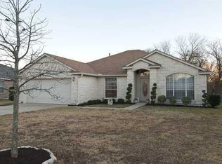 3203 Crystal Cir, Taylor, TX 76574