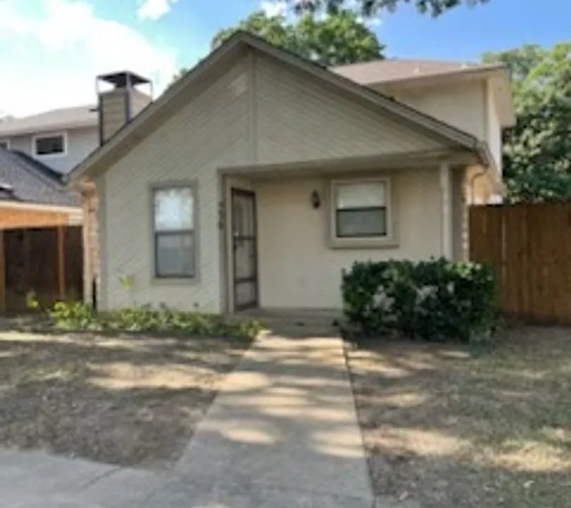 530 Rawls Cir