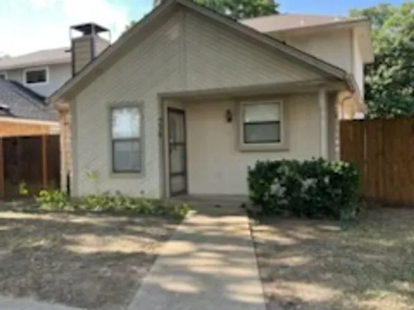 530 Rawls Cir, Irving, TX 75061