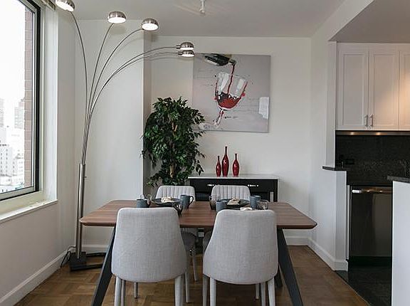 3rd image of 350 E 79th St APT 15G