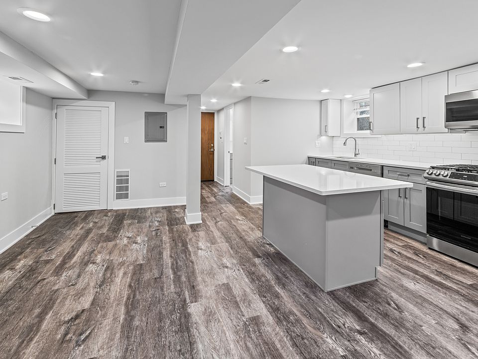 1st image of 2144 W Shakespeare Ave #G